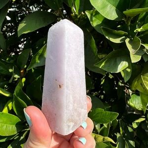 Pink Amethyst Mini Tower - Lilac Hue